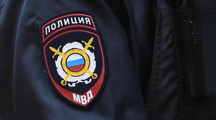 В Махачкале подозреваемый в убийстве ранил полицейского при задержании