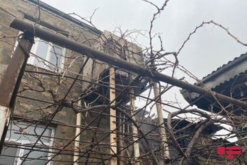 В Баку произошел пожар в жилом доме, погиб один человек - ОБНОВЛЕНО-2 - ФОТО