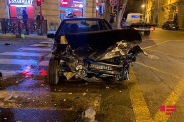 В Баку столкнулись 5 автомобилей, есть пострадавшие - ФОТО