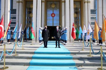 Начался визит Али Асадова в Турцию