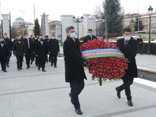 Али Асадов посетил Парк Гейдара Алиева в Анкаре – ФОТО 