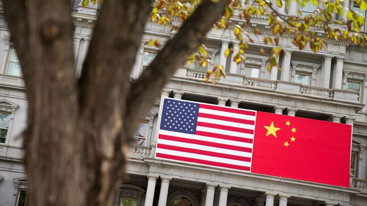 В Китае заявили о намерении восстанавливать диалог с США