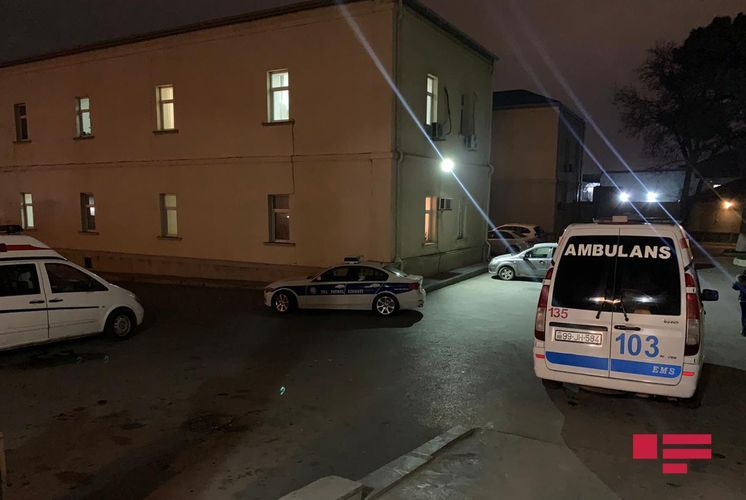 В Баку на кладбище мужчине нанесены 7 ударов ножом
