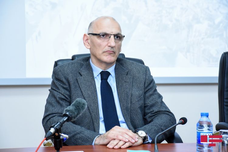Эльчин Амирбеков: Вопрос в связи с зарплатой военнослужащих находится под непосредственным контролем руководства страны - ЭКСКЛЮЗИВ
