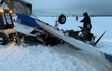 Упавший в РФ самолет столкнулся с другим воздушным судном во время полета - ОБНОВЛЕНО-ФОТО