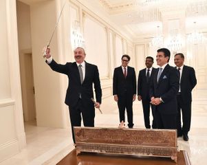 Президент Ильхам Алиев принял гендиректора ИСЕСКО - ОБНОВЛЕНО