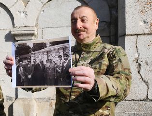Президент Ильхам Алиев принял участие в закладке фундамента дороги Физули-Шуша и аэропорта, побывал в Шуше - ОБНОВЛЕНО-1