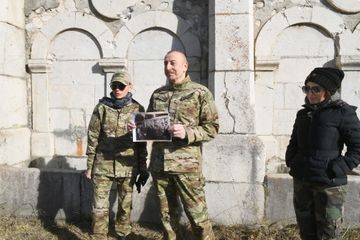 Президент Ильхам Алиев принял участие в закладке фундамента дороги Физули-Шуша и аэропорта, побывал в Шуше - ОБНОВЛЕНО-1