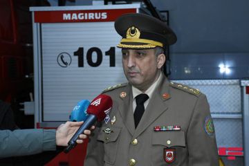 К тушению пожара в Гирканском национальном парке привлечены 1 самолет и 2 вертолета 