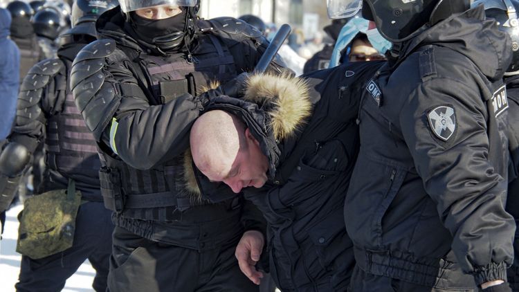 В России проходят акции с требованием об освобождении Навального