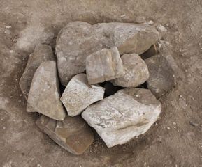 На территории государственного историко-культурного заповедника «Кешикчидаг» обнаружены археологические памятники - ФОТО