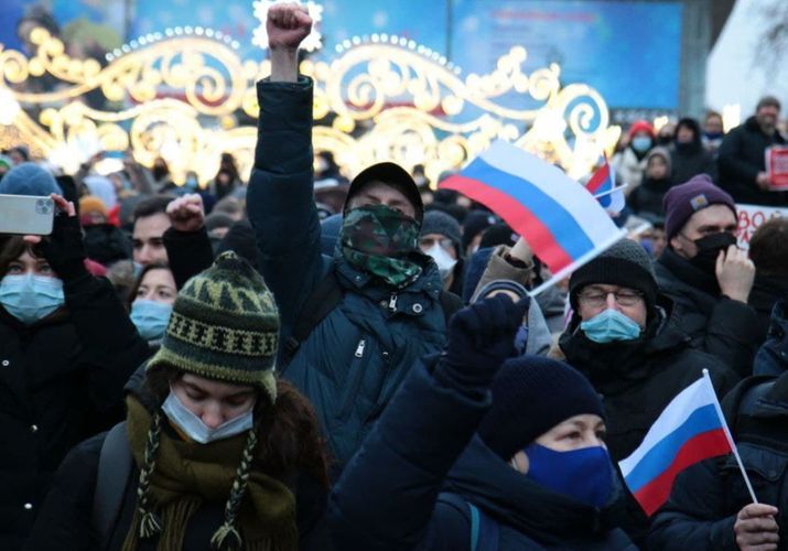 В Кремле прокомментировали публикации посольства США о незаконных акциях