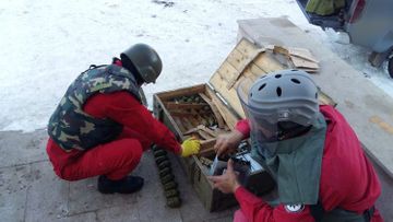 В прифронтовых районах обнаружены сотни неразорвавшихся боеприпасов - ФОТО