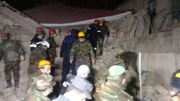 Из-под завалов разрушенного дома в Хырдалане извлечено тело погибшей женщины - ФОТО - ВИДЕО - ОБНОВЛЕНО-2