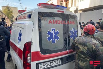 В Хырдалане из-под завалов дома, где произошел взрыв, найдено тело ребенка, поисково-спасательная операция завершена - ВИДЕО
