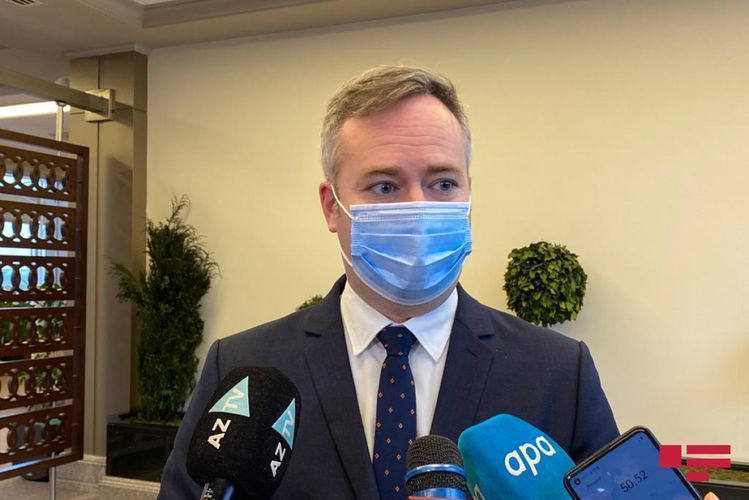 Жан-Батист Лемуан: Важно, чтобы два дружественных государства решили недоразумения между собой
