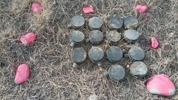 В прифронтовых районах Азербайджана обнаружено большое количество неразорвавшихся боеприпасов - ФОТО