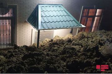 В бакинском поселке Баилово сошел оползень  - ФОТО - ОБНОВЛЕНО-1