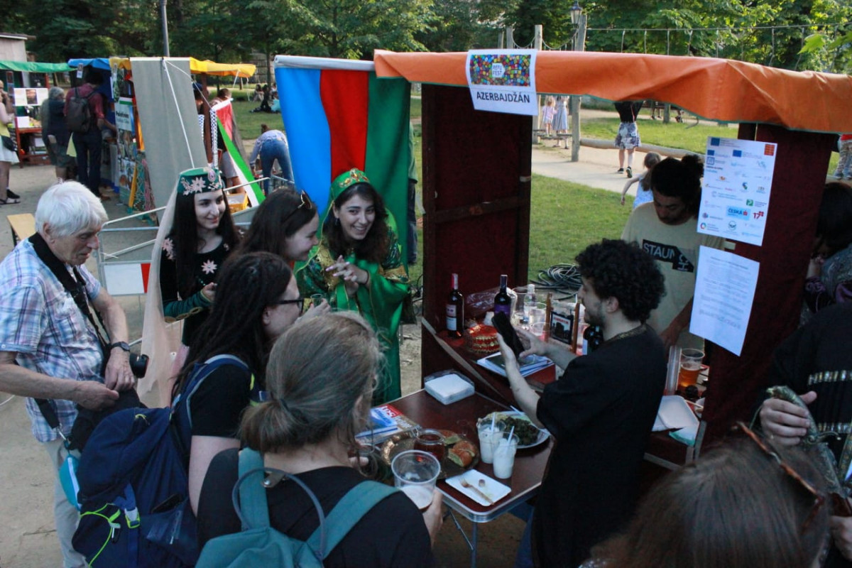 Азербайджан представлен на 15-м межкультурном фестивале RefuFest в Праге-ФОТО 