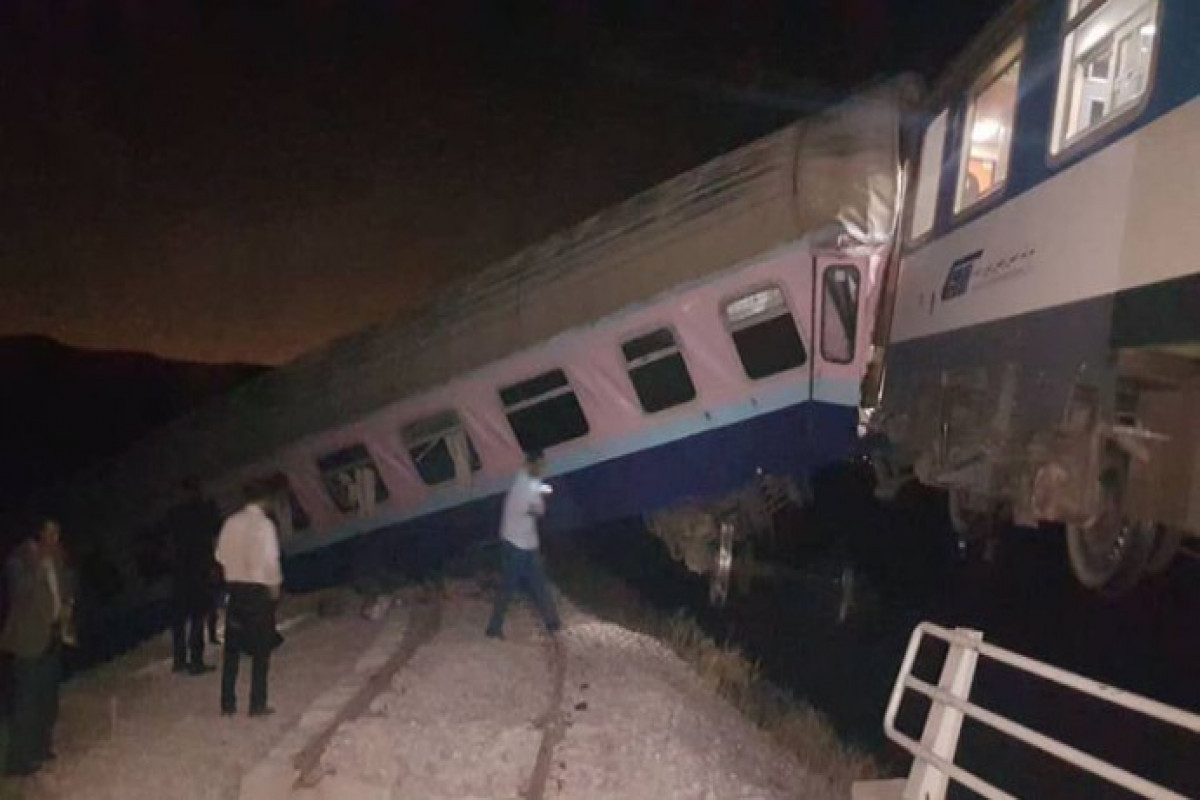 В Иране сошел с рельсов грузовой поезд, есть раненые