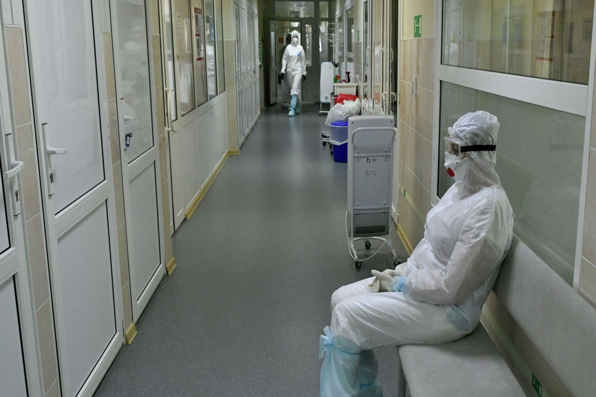 В мае от коронавируса в России умерли 12,8 тысячи человек