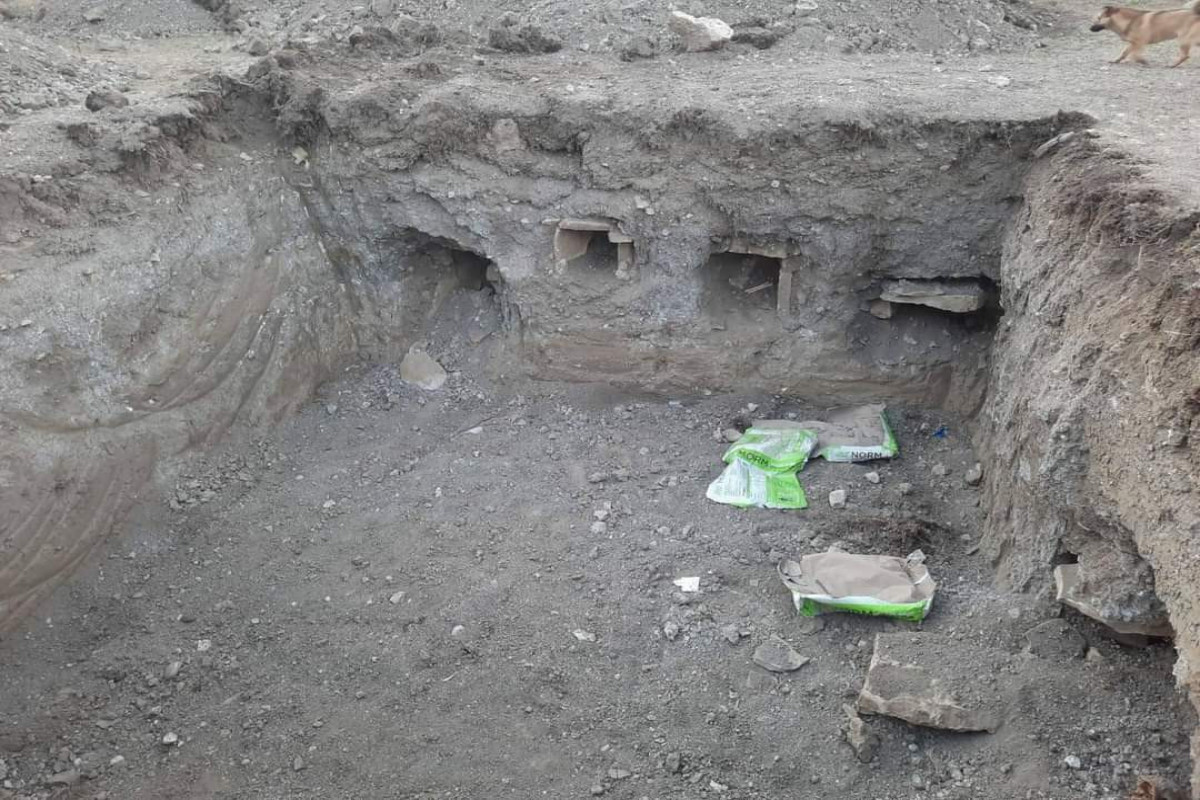 В ходе строительства школы в Губе обнаружены древние могилы – ФОТО  