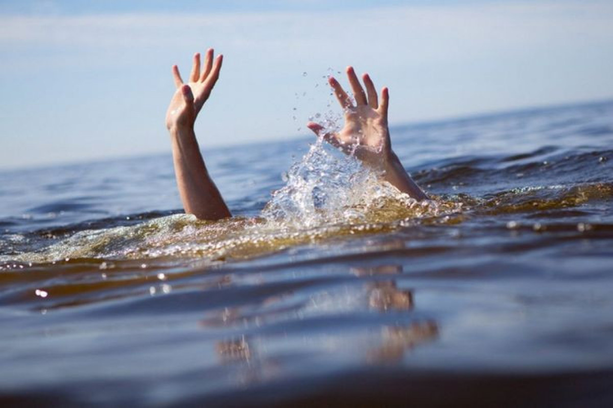 В Новханы в море нашли тело утонувшего мужчины 