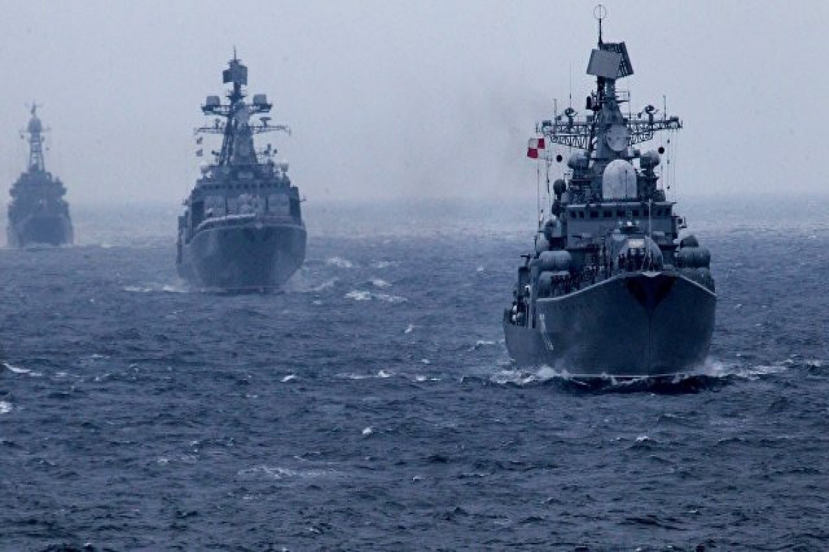 ВМФ России проводит учения в Тихом океане