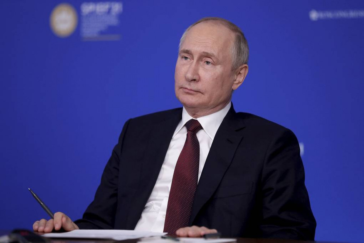 Путин заявил об уважении к Трампу и назвал его ярким человеком