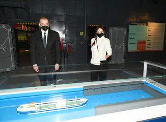 Состоялось открытие созданного впервые в мире в Баку корабля-музея «Сураханы»