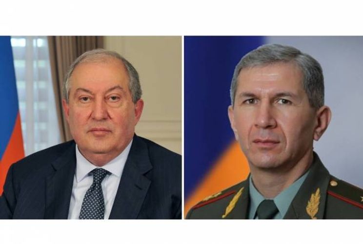 Президент Армении встретился с начальником Генштаба