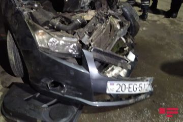 В Гяндже микроавтобус столкнулся с автомобилем, ранены 5 человек - ОБНОВЛЕНО - ФОТО