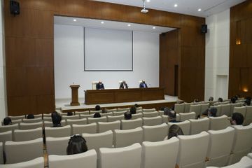 Заместитель председателя-руководитель центрального аппарата ПЕА Таир Будагов представлен коллективу
