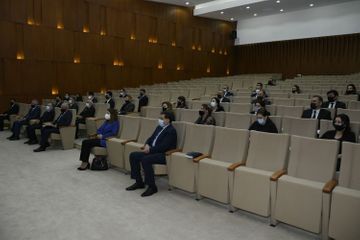 Заместитель председателя-руководитель центрального аппарата ПЕА Таир Будагов представлен коллективу