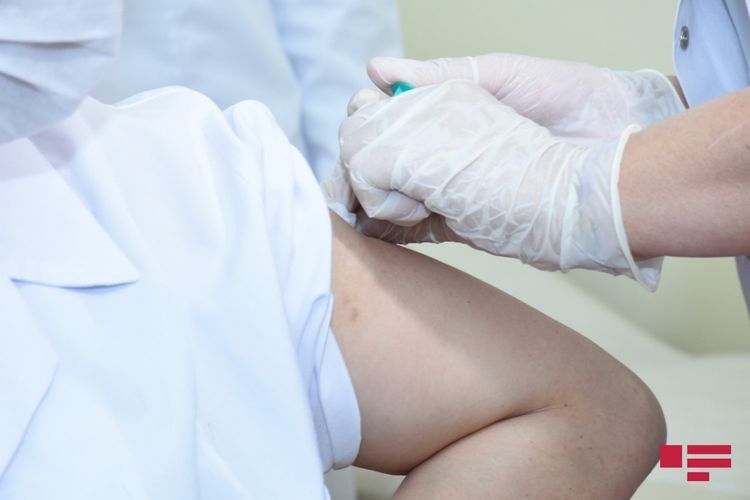 Обнародовано число вакцинированных в Азербайджане