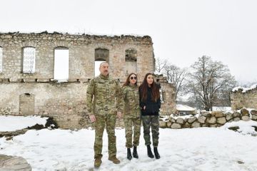 Президент Ильхам Алиев и первая леди Мехрибан Алиева посетили Физулинский и Ходжавендский районы