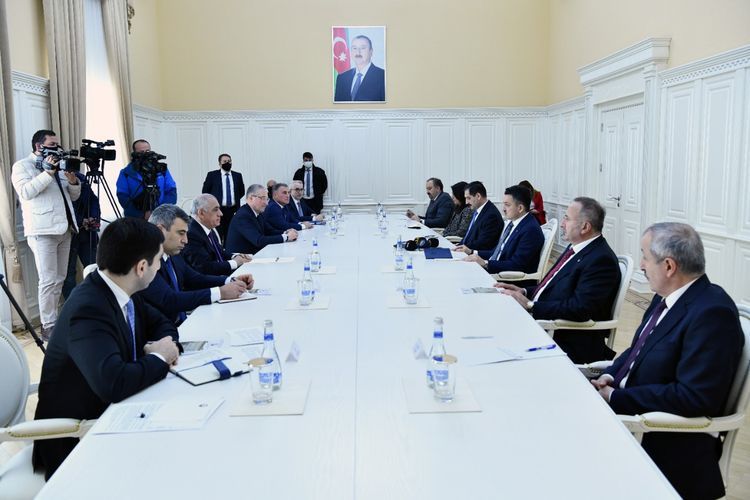 Али Асадов принял министра сельского и лесного хозяйства Турции