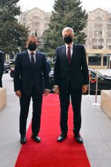 Глава МИД Азербайджана встретился со словацким коллегой