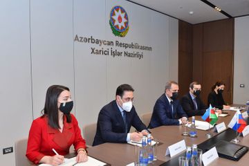 Глава МИД Азербайджана встретился со словацким коллегой