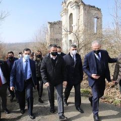Турецкий министр побывал на деоккупированных территориях