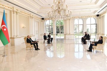 Президент Ильхам Алиев принял верительные грамоты нового посла Турции - ОБНОВЛЕНО