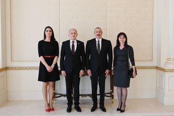 Президент Ильхам Алиев принял верительные грамоты нового посла Сербии в Азербайджане - ОБНОВЛЕНО