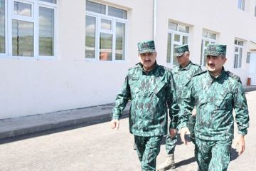 Помощник президента и начальник Госпогранслужбы побывали на границе с Арменией
