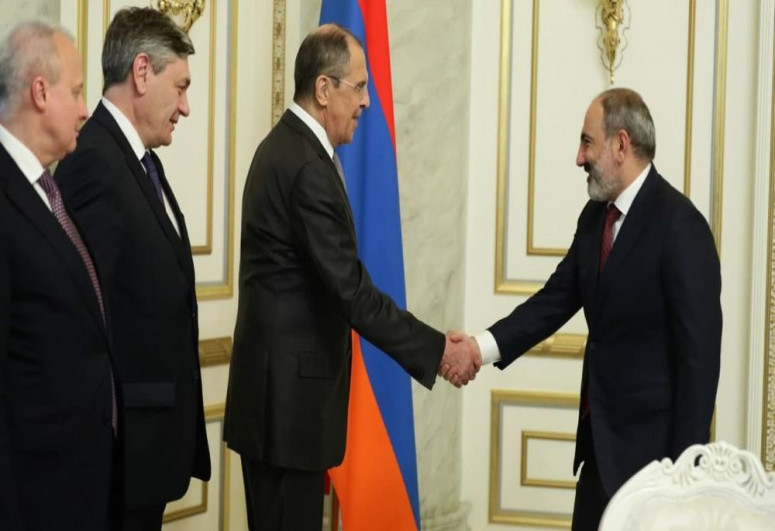 Лавров