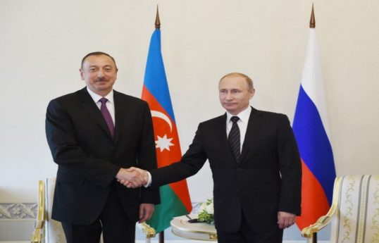 Владимир Путин позвонил президенту Азербайджана Ильхаму Алиеву