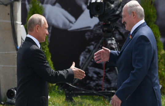 Лукашенко в третий раз за год посетит Россию