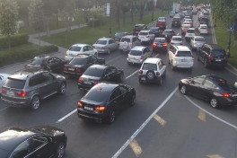 БТА: На столичных дорогах наблюдается плотный трафик-ФОТО 