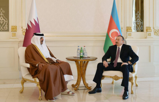 Эмир Государства Катар шейх Тамим бин Хамад Аль Тани и президент Азербайджанской Республики Ильхам Алиев