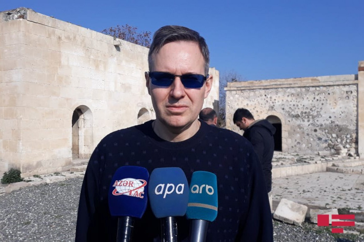 Александр Артамонов
