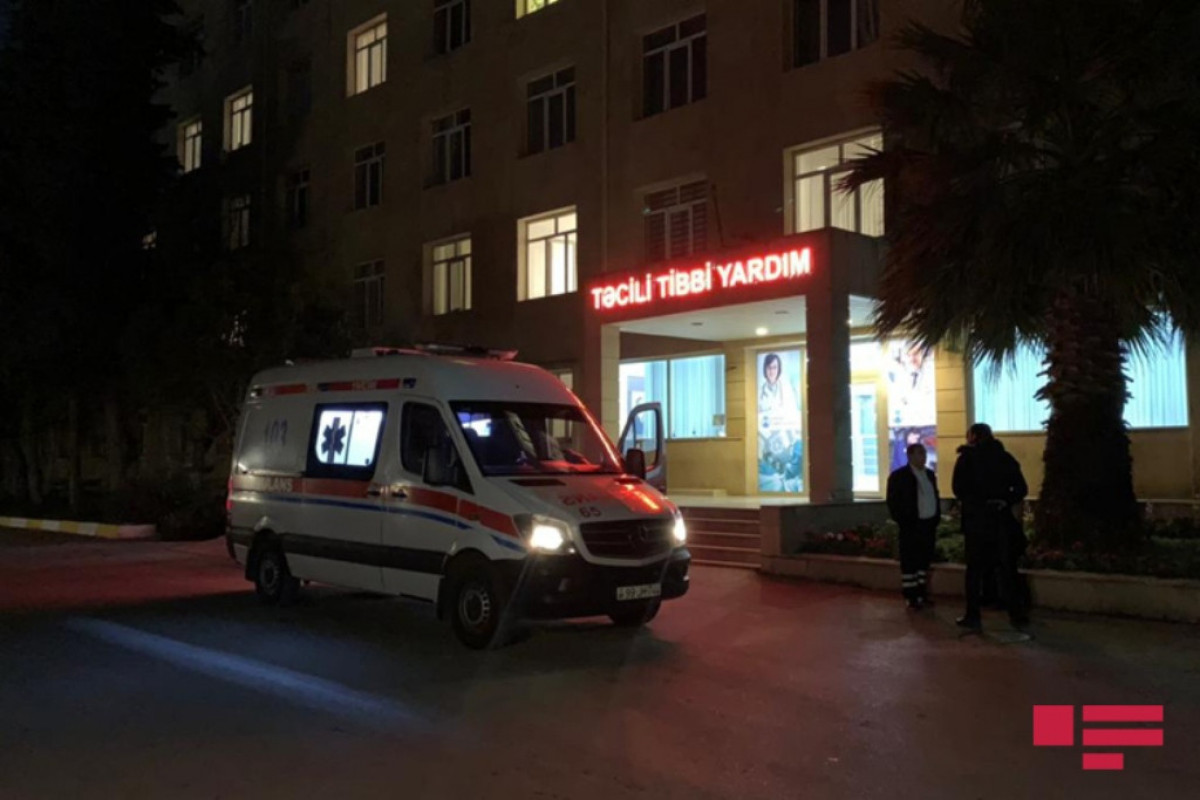 В Хачмазе упавшее дерево задавило насмерть 45-летнего мужчину